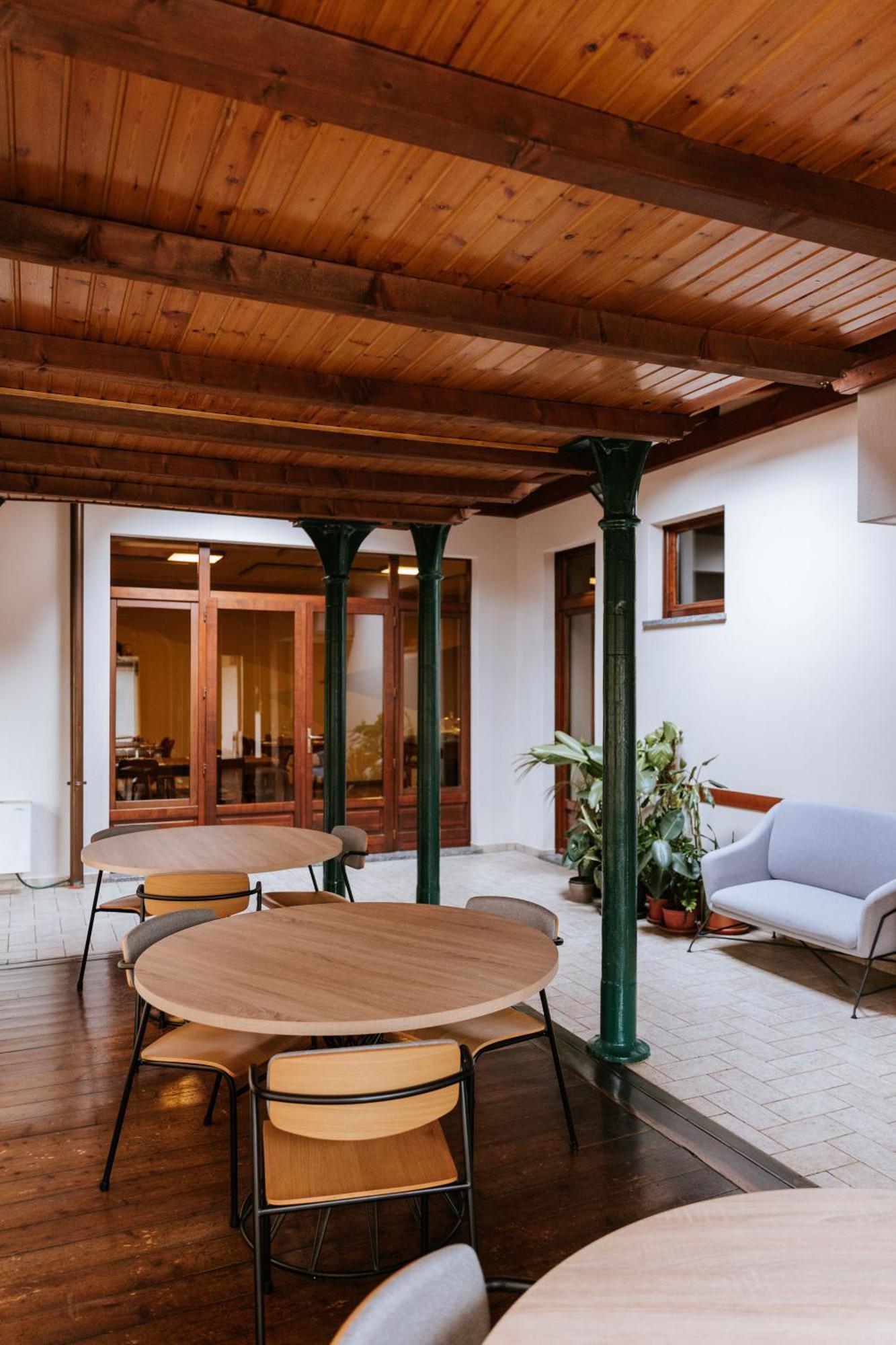 Manfredi Ristorante Con Alloggio Romentino Extérieur photo